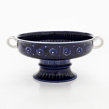 Ulla Procopé, a "Valencia" footed porcelain bowl, Arabia, Finland.