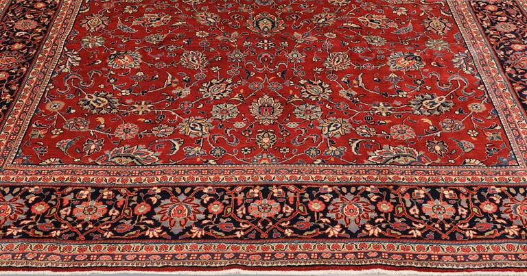 Matta, Sarouk, ca 353 x 265 cm.