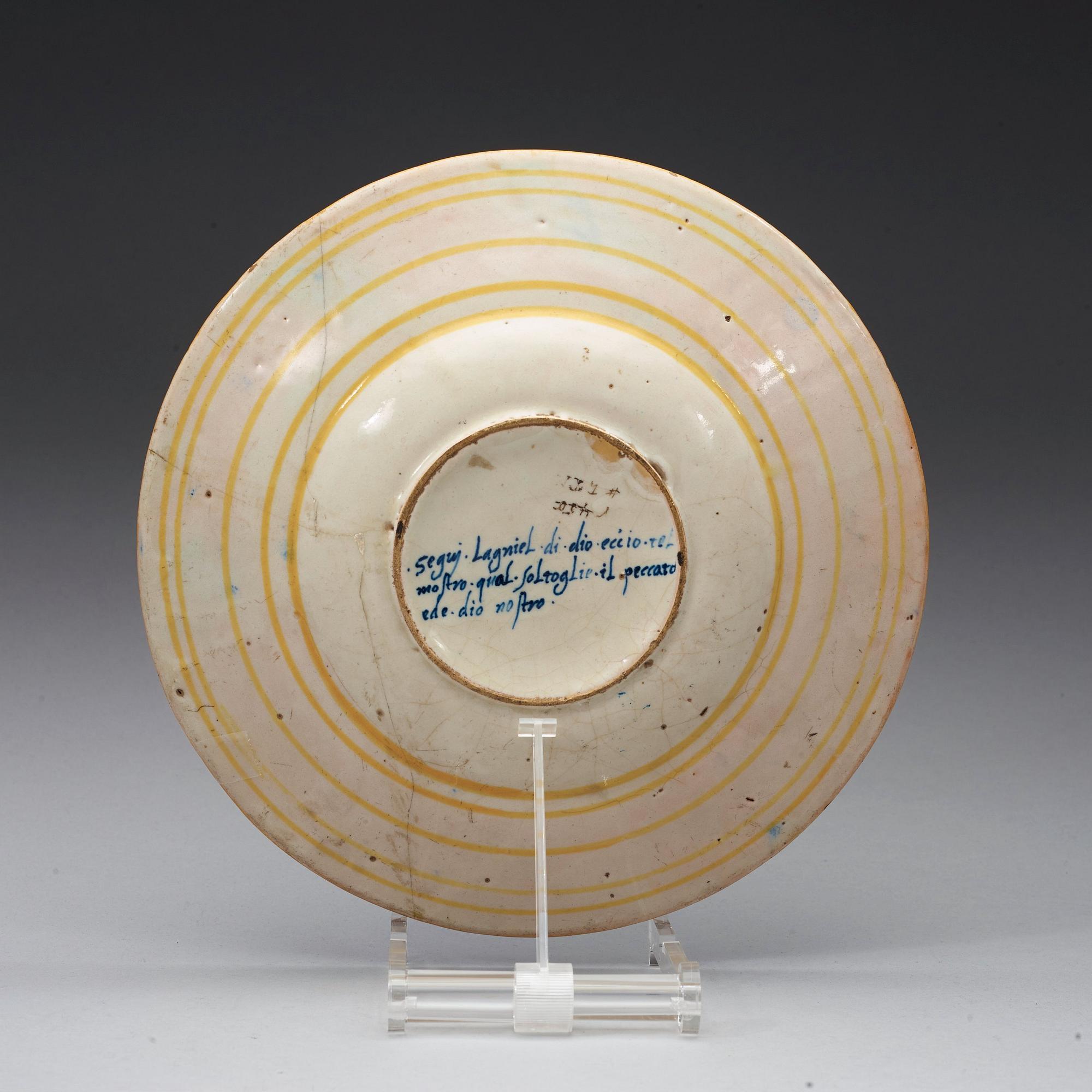A Maiolica dish, probably Urbino 16th/17th Century.