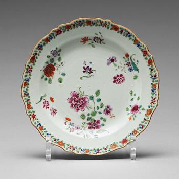 846. A set of 12 (8+4) famille rose dessert dishes, Qing dynasty, Qianlong (1736-95).