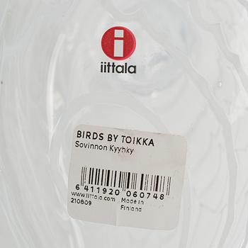 Oiva Toikka, A set of three glass birds, signed O. Toikka Iittala, Finland.