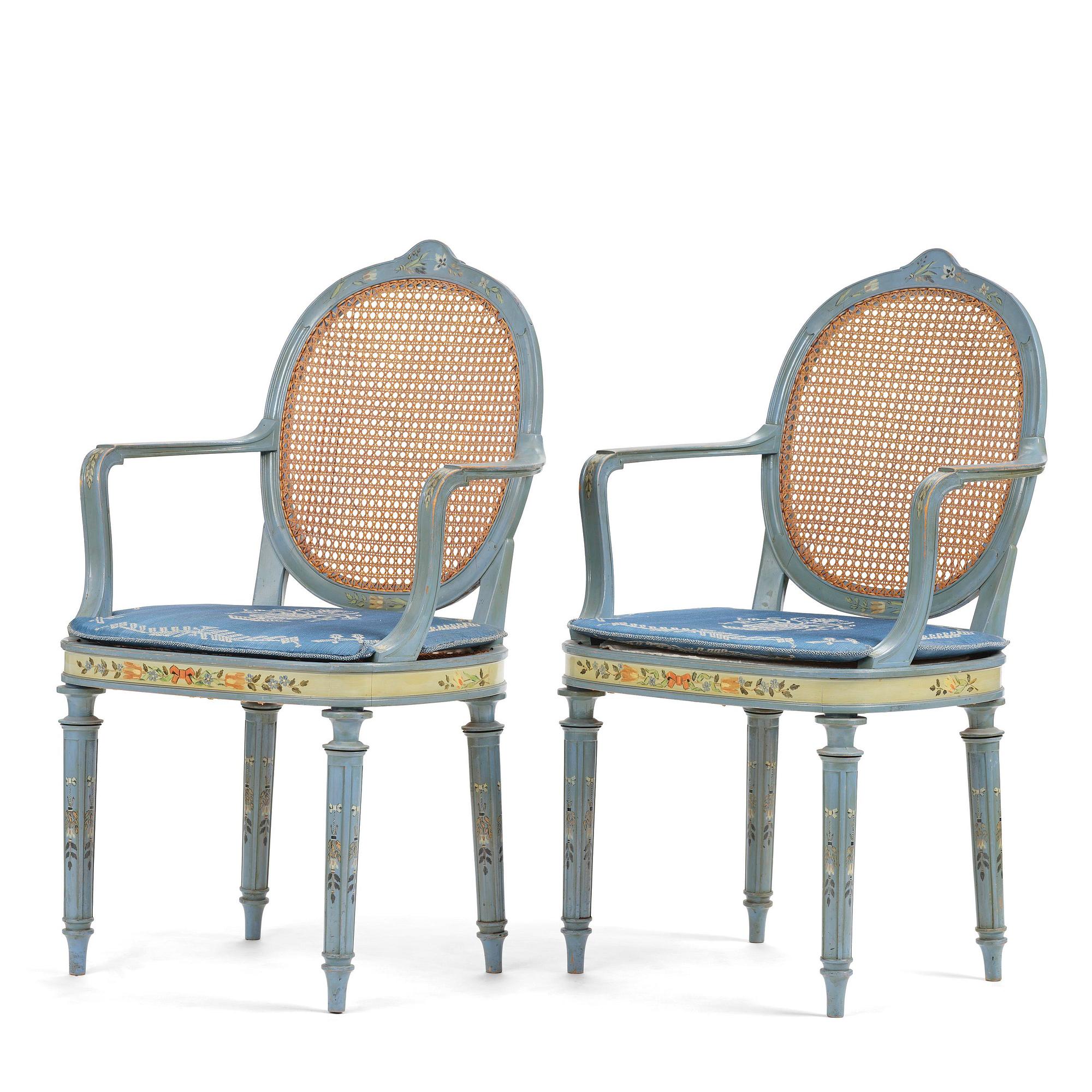 Carl Malmsten, a pair of Swedish Grace chairs, cabinetmaker Albin Johansson, Stockholm, for Villa Kvikkjokk, 1927.