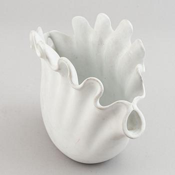 Wilhelm Kåge, a set of three 'Våga' bowls, Gustavsberg.