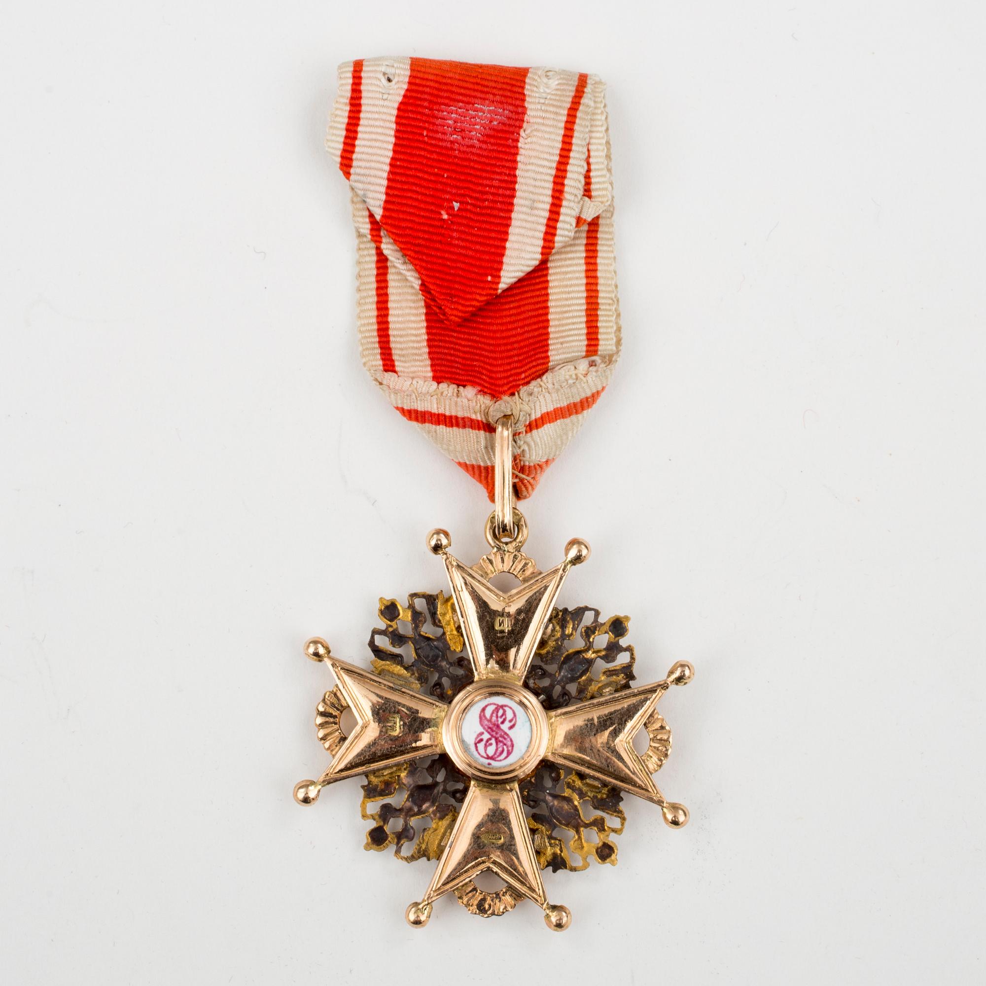ORDER OF S:T STANISLAUS, guld, emalj, Ryssland 1800/1900-tal. Vikt ca 11 gram.