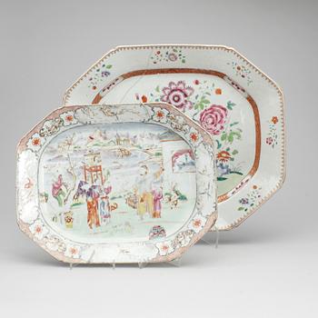 STEKFAT, 2 st, porslin. Qing dynastin, Qianlong (1735-96).