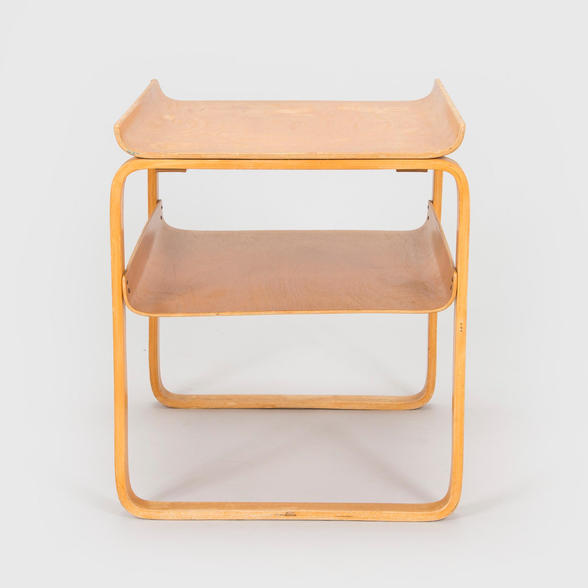 Alvar Aalto, bord, modell 75, för O.Y. Huonekalu-ja Rakennustyötehdas A.B. tidigt 1950-tal.