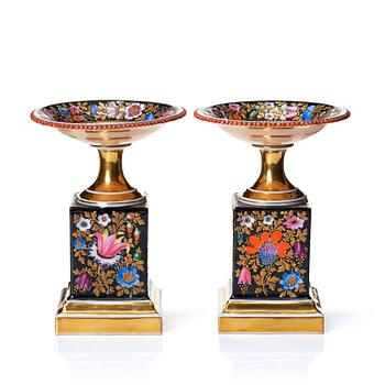 A pair of table decorations/tazzas, porcelain, Russian, 19th Century.