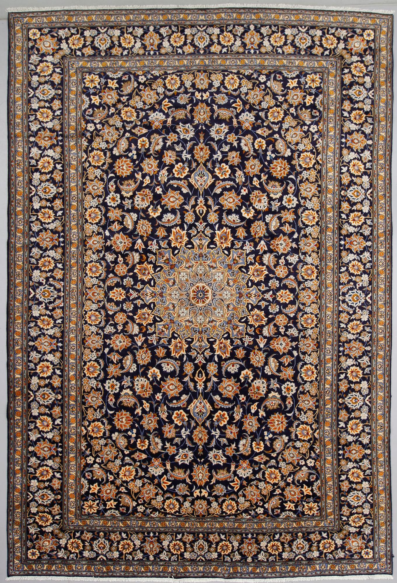 MATTA, Keshan, ca 405 x 274 cm.