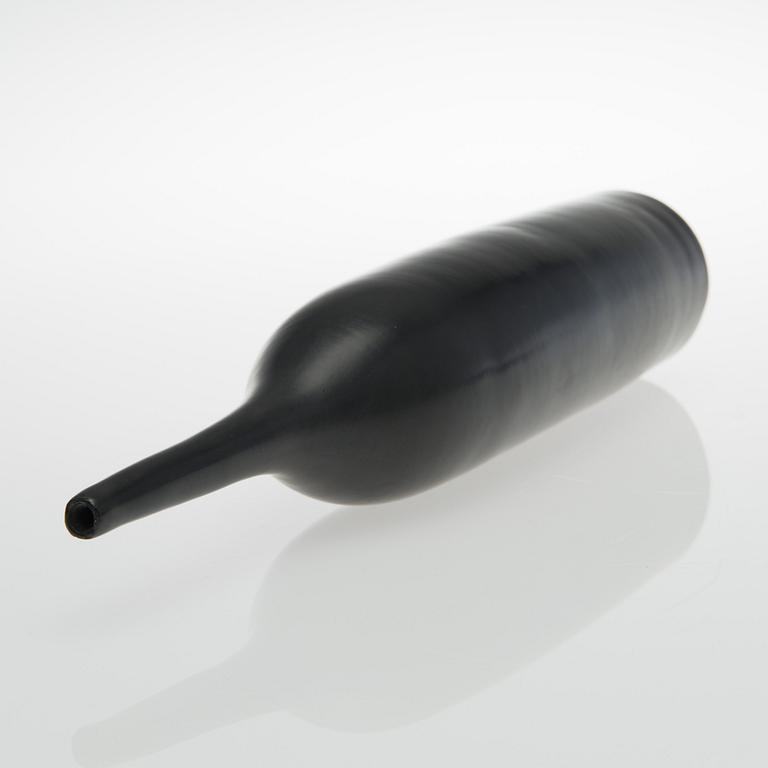 GEORGES JOUVE, KERAMIIKKAMALJAKKO. Black bottle. Sign. 1950-luvun loppu.