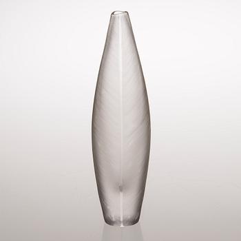 A Sulka Glass Vase, signed Tapio Wirkkala 3122.