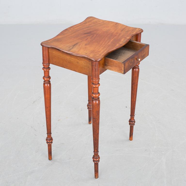 BORD, senempire, 1800-talets mitt.