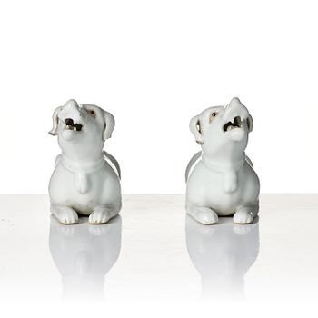 A group of porcelain animal figurines, Qing dynasty, 18th century.