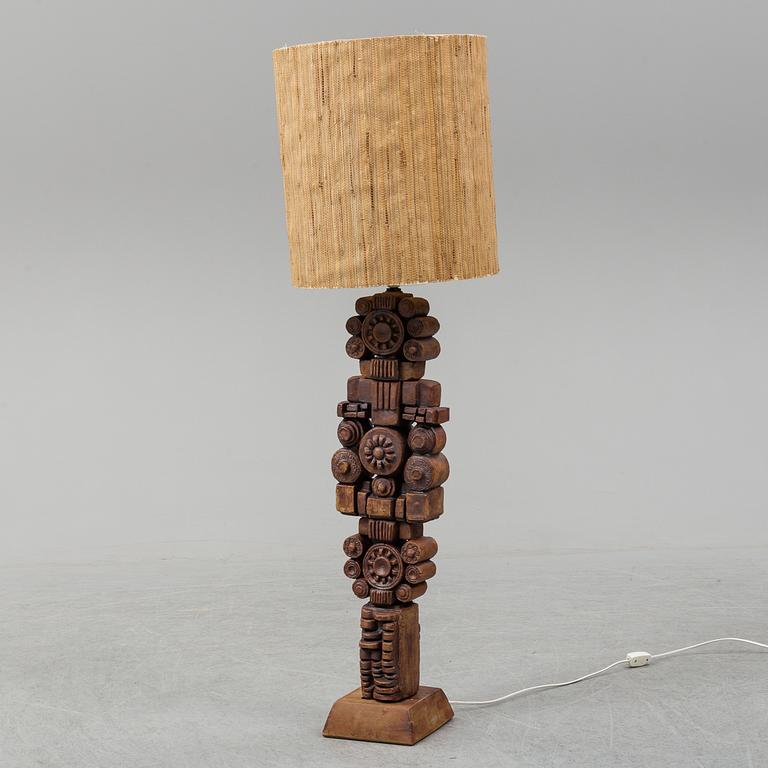 BERNARD ROOKE, a 'Totem' stoneware table/floor lamp, England, 1960's/70's.