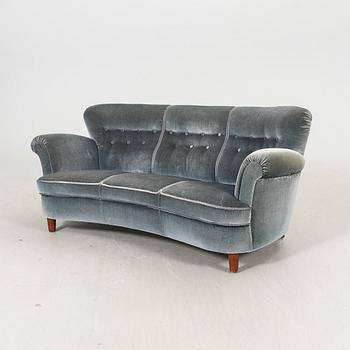A 1940/50s sofa.