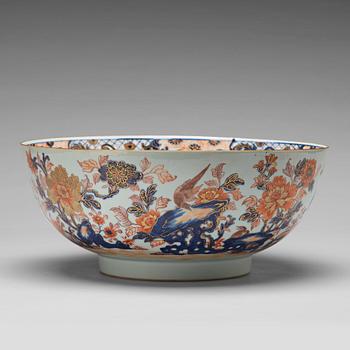 A large blue and white fish bowl/punch bowl, Qing dynasty, 18th Century.