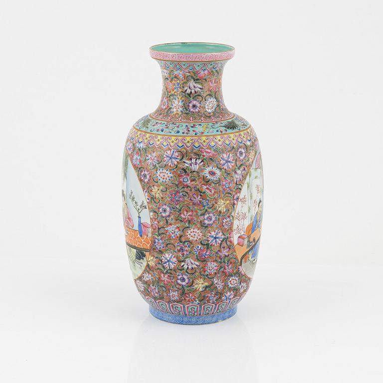 A millefiori porcleain vase, China, 20th century.