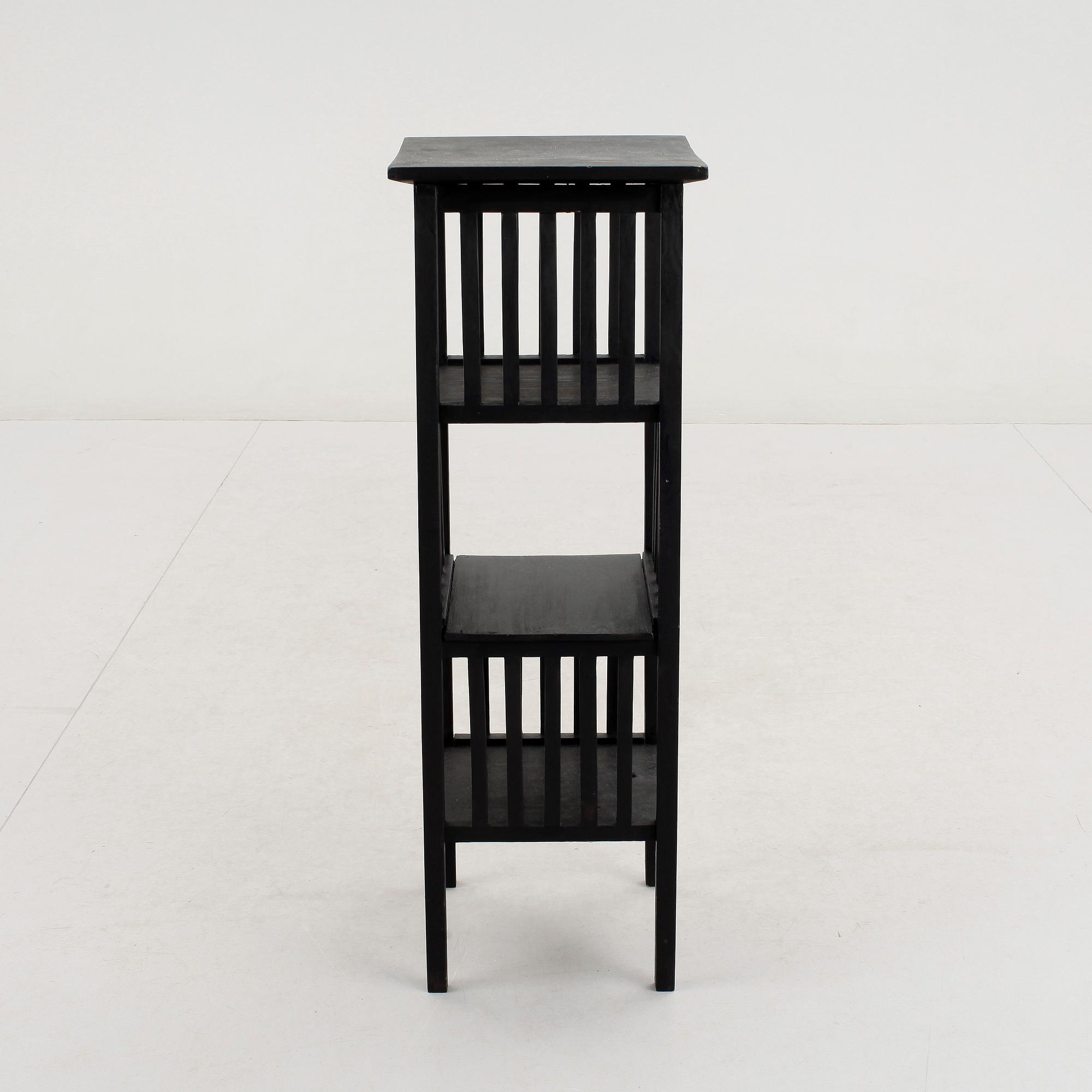 BOKSTÄLL / BOKHYLLA, 1900-talets första hälft.