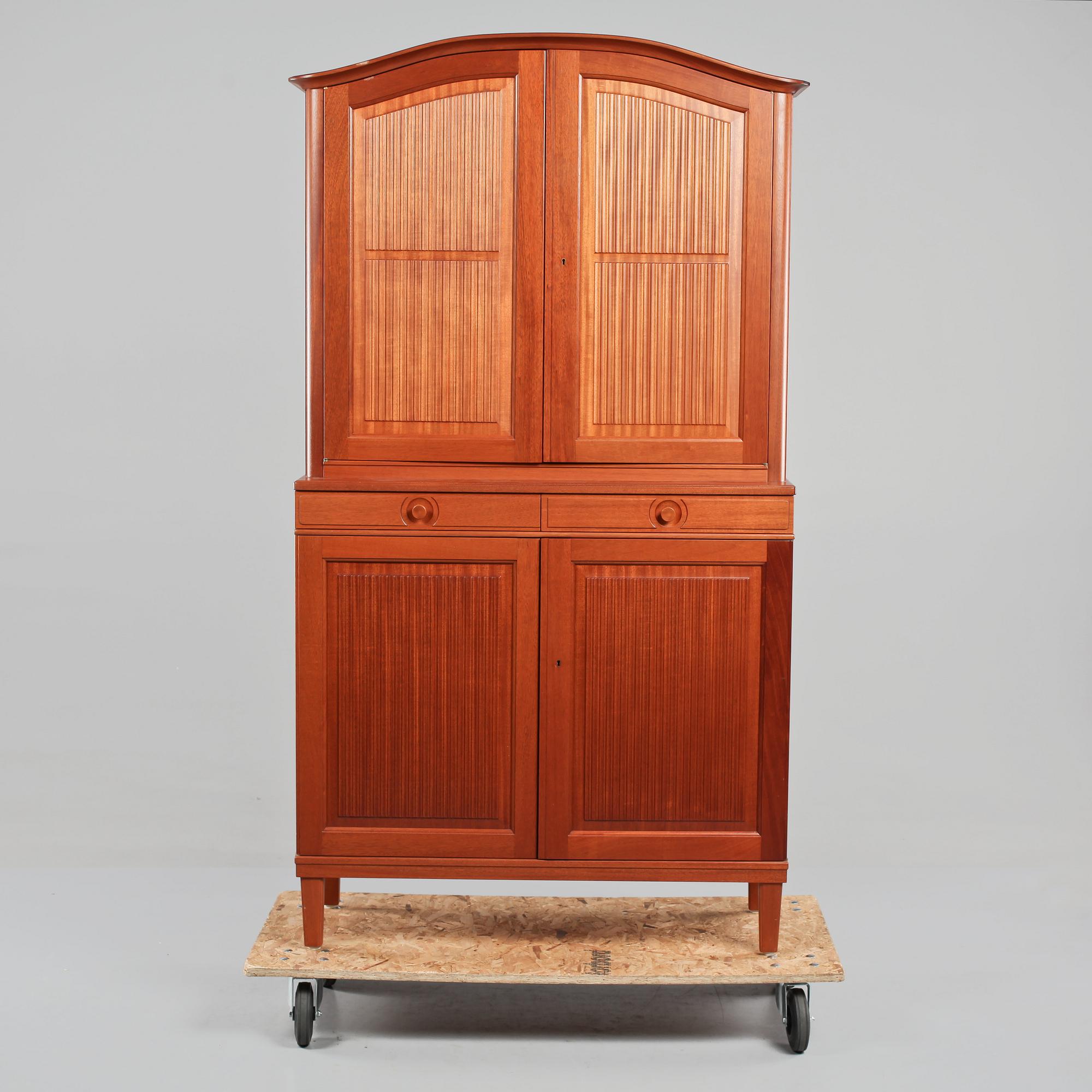 SKÅP, "Herrgården", Carl Malmsten, 1900-talets anda hälft.