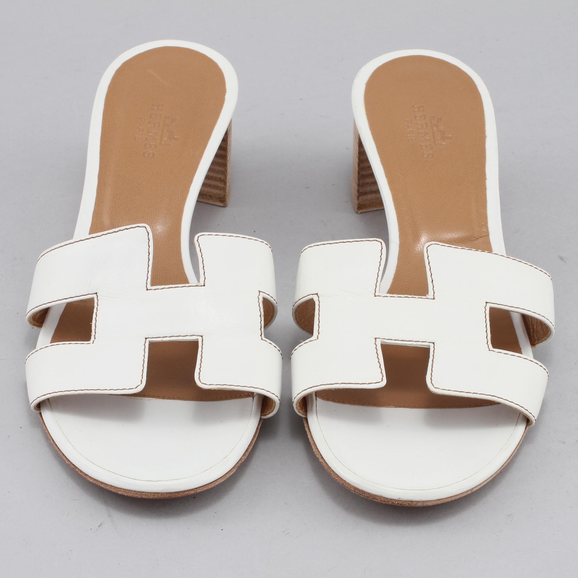 SKOR, ett par slip in, Hermès, "Oasis H sandal Oran".