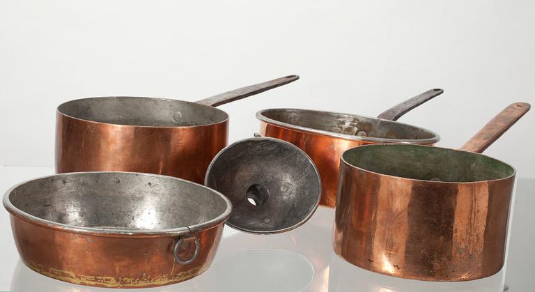 PARTI KOPPARFÖREMÅL, 5 delar, 1800-tal.