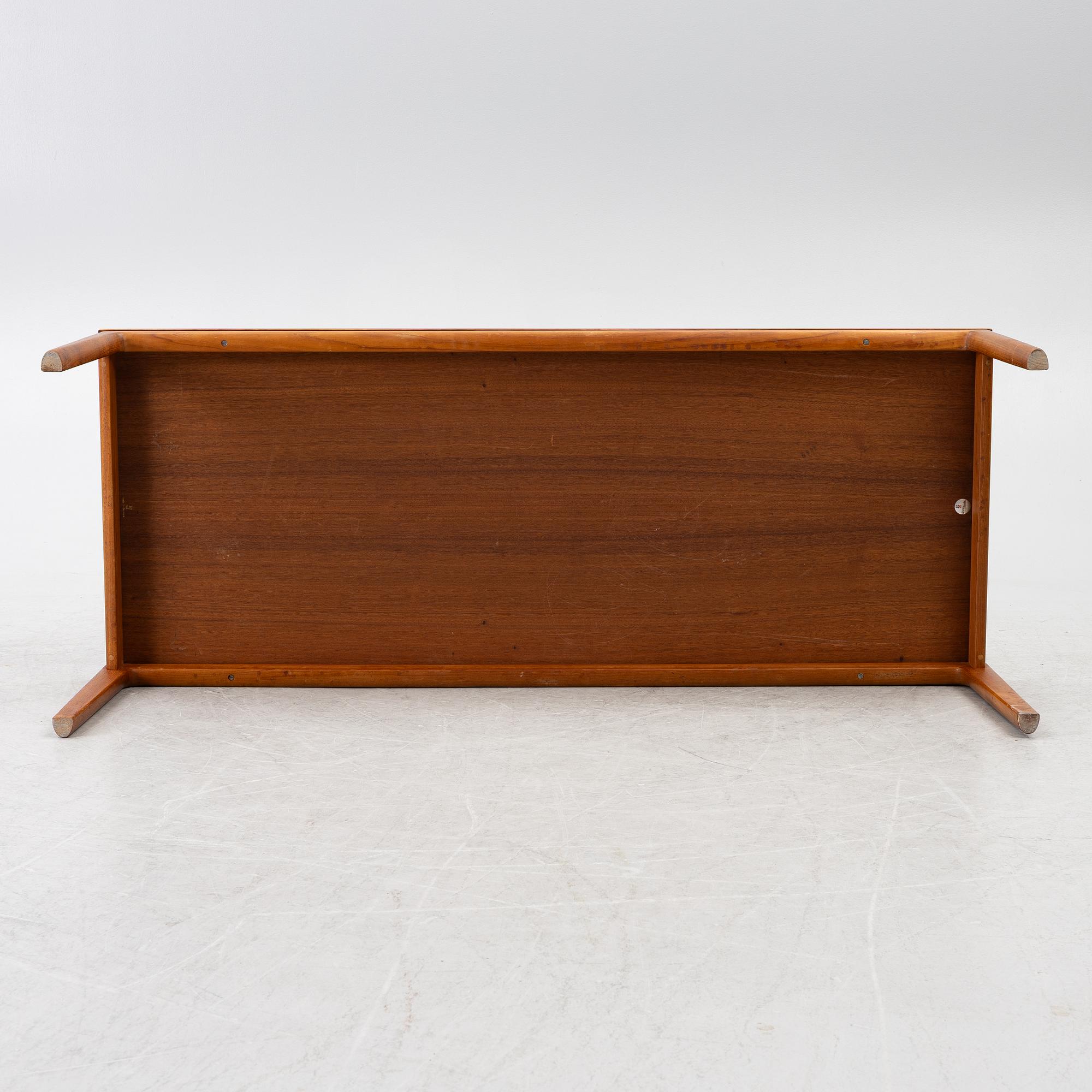 Ole Wanscher, coffee table, France & Søn, second half of the 20th century.