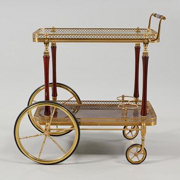 SERVERINGSVAGN, 1900-talets andra hälft.