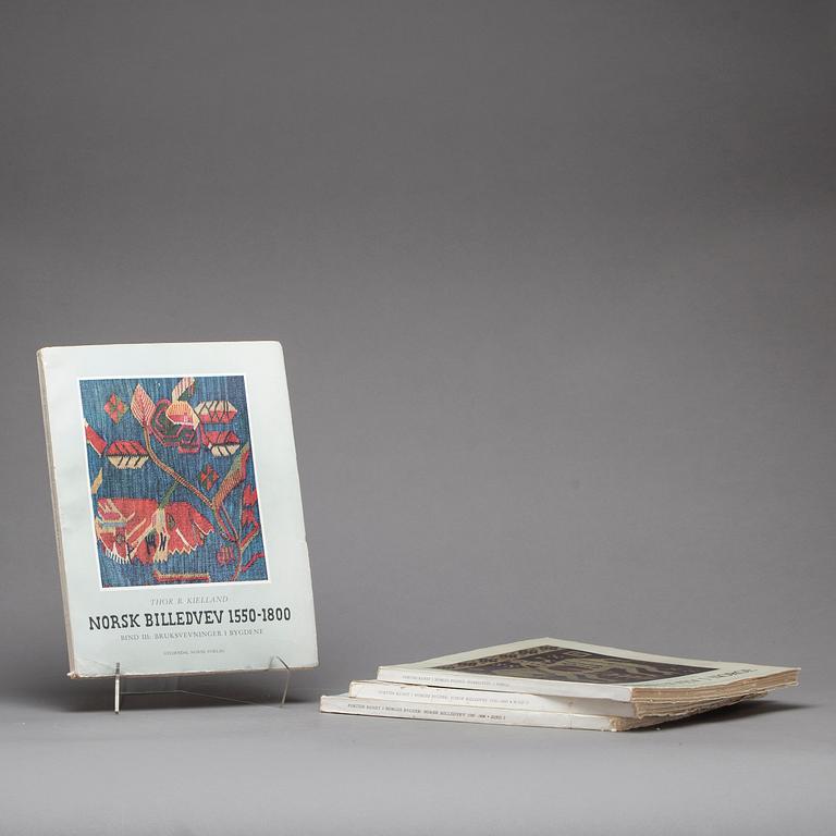 "NORSK BILLEDVEV 1550-1800", 3vol av Thor B. Kielland samt "DOBBELTVEV I NORG" 1 vol av Helen Engelstad. 1953 och 1958.