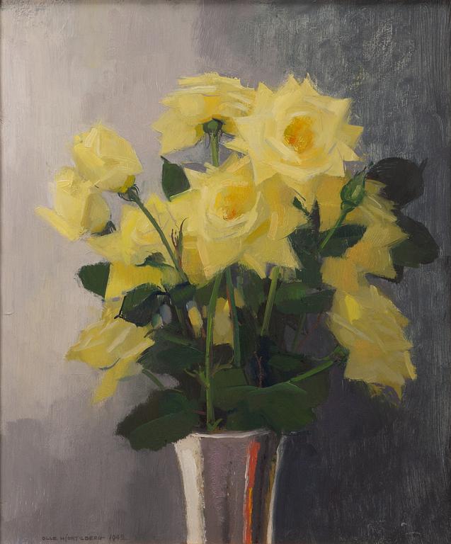 Olle Hjortzberg, Yellow roses in a silver vase.