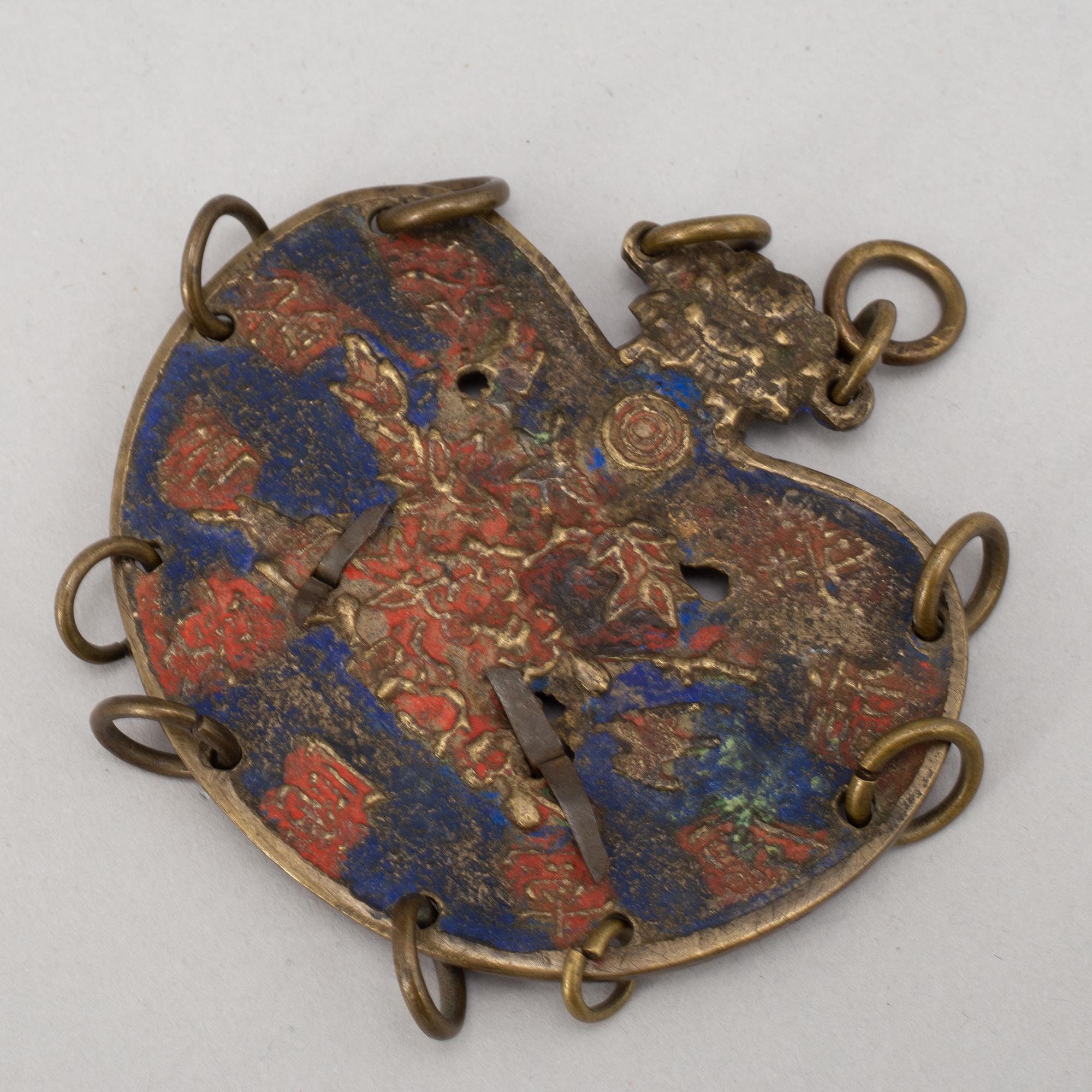 A group of Chinese and Japanese objects, nine pieces.