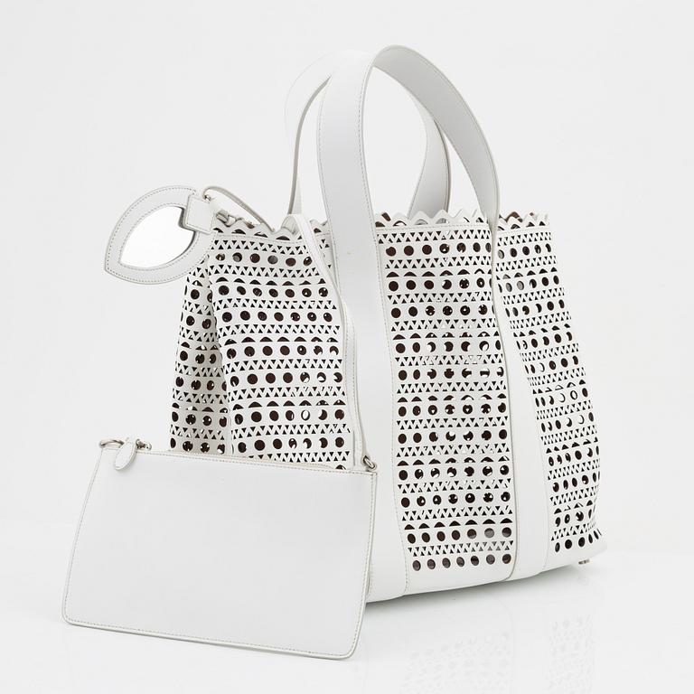 Alaïa, A 'Cabas Pression' tote bag.