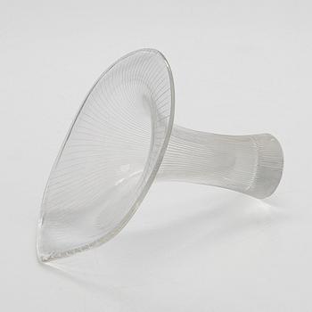 Tapio Wirkkala, vas, "Kantarell", signerad Tapio Wirkkala, Iittala.
