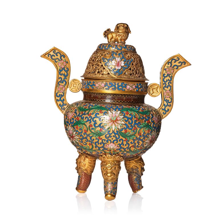 A gilt copper alloy cloisonné censer with cover, late Qing dynasty/early Republic.
