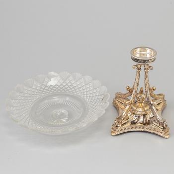 A SILVER AND GLASS PLATE ON STAND, C G Hallberg, Stockholm 1895. Silver weight ca 600 g.