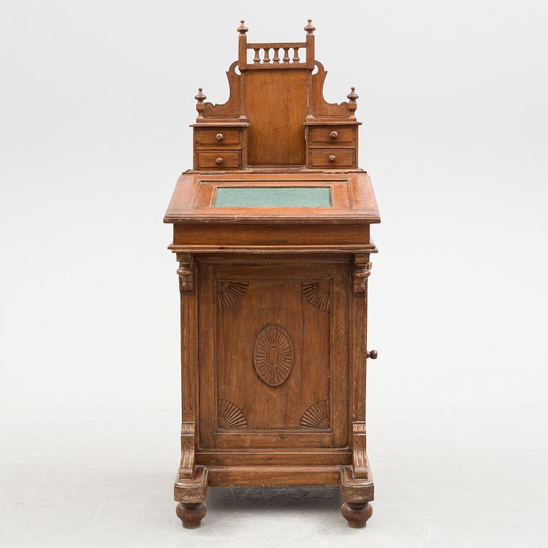 A DAVENPORT WRITING DESK, later part of the 20th century.
