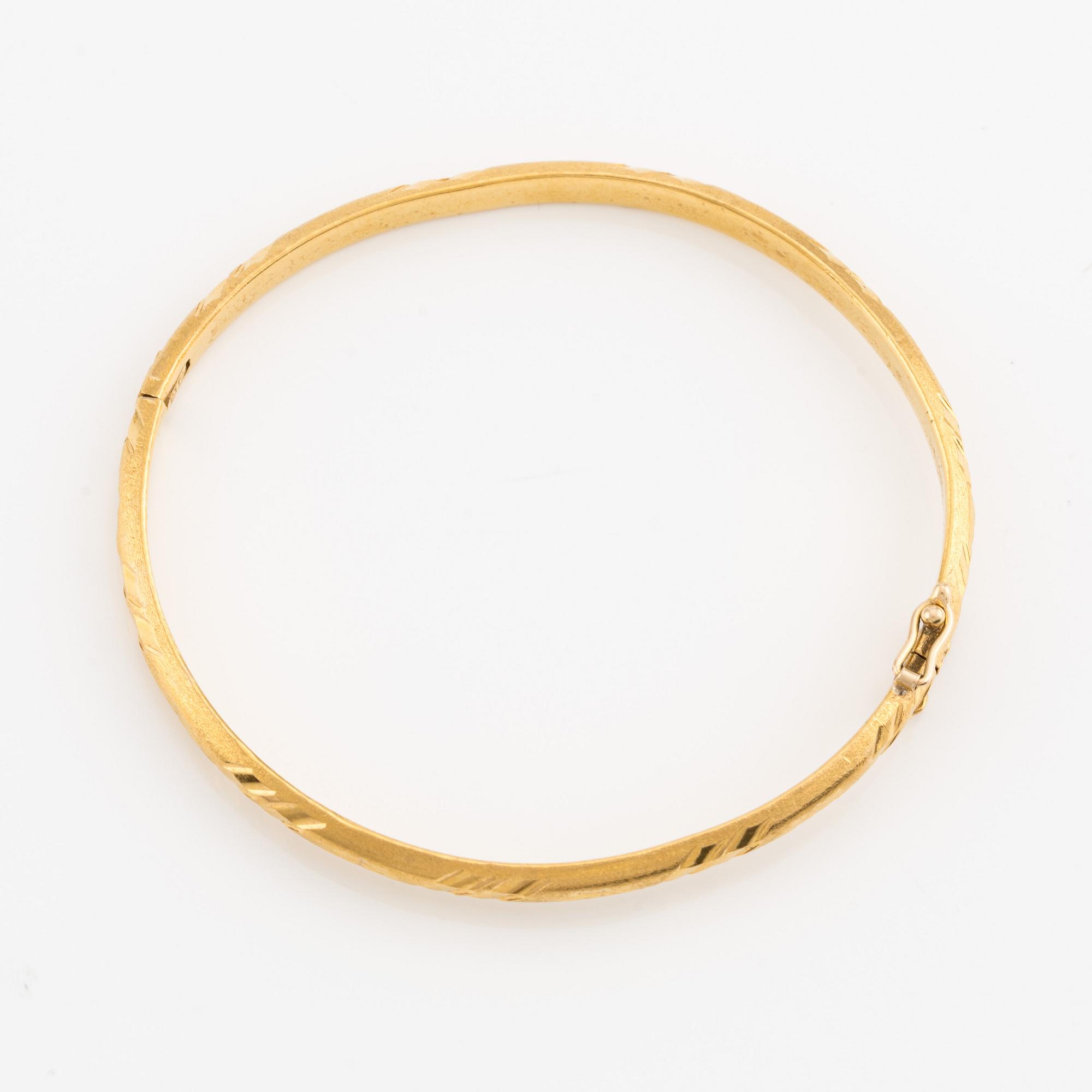Bangle, 22K gold.