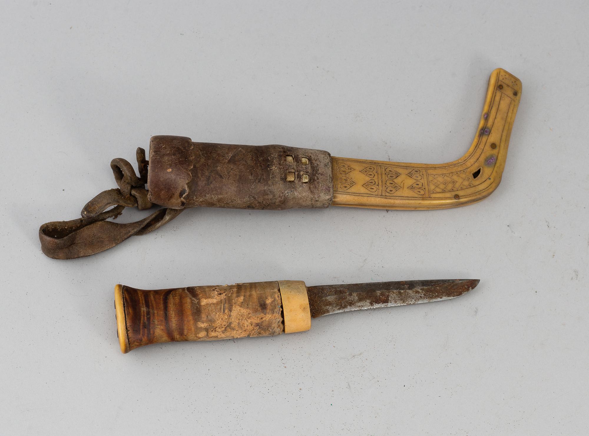 JON PÅLSSON FANKKI, A Sami reindeer horn knife, signed JPF and dated 1935.