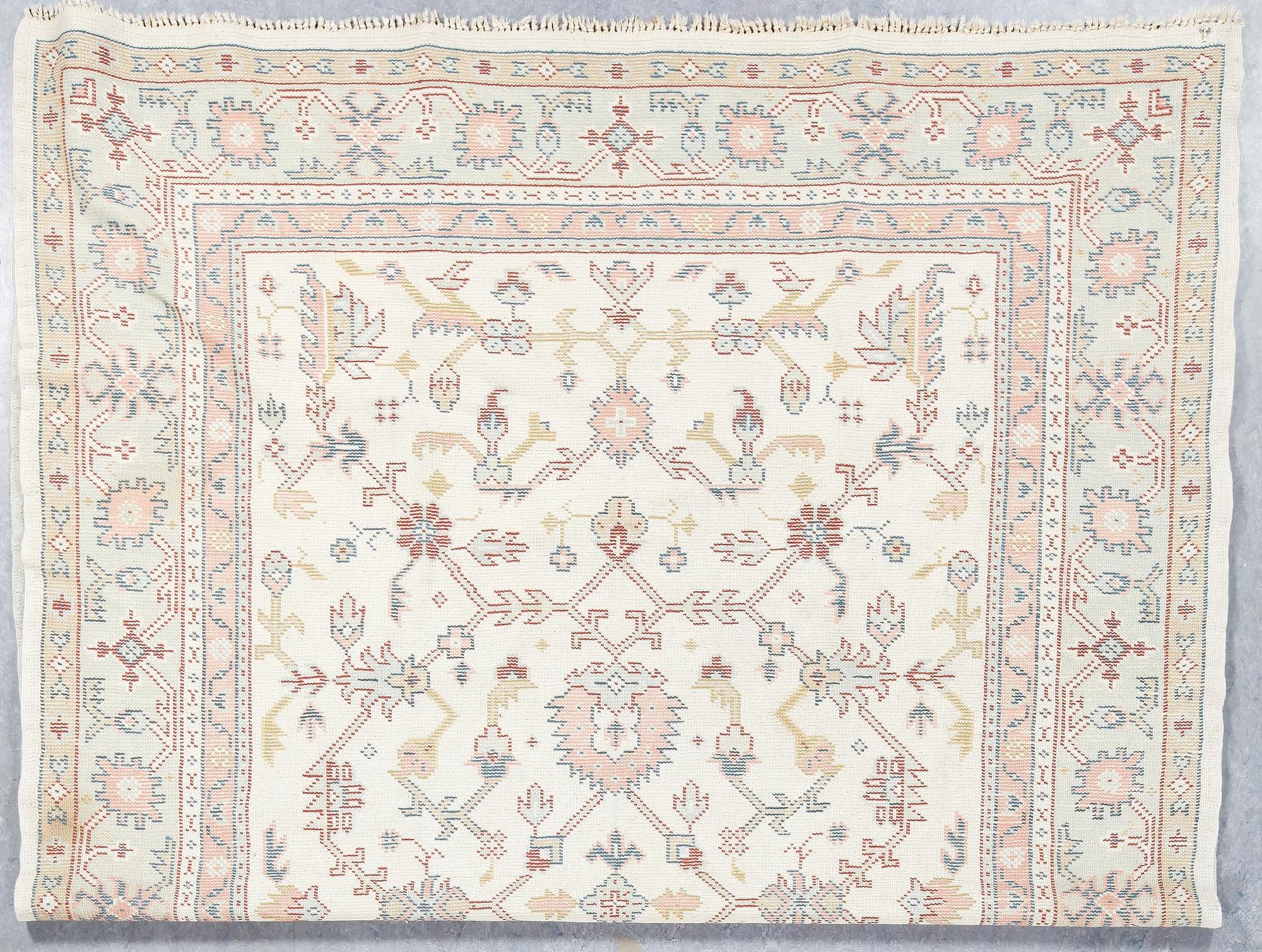 MATTA, semiantik, Smyrna/Ushak, ca 350x240 cm.