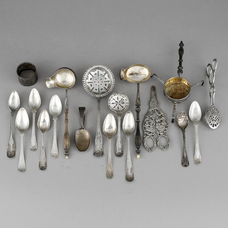PARTI SILVERBESTICK, 18 delar, bla Åmål, mest Sverige och 1800-1900-tal. Tot ca 430 gram.