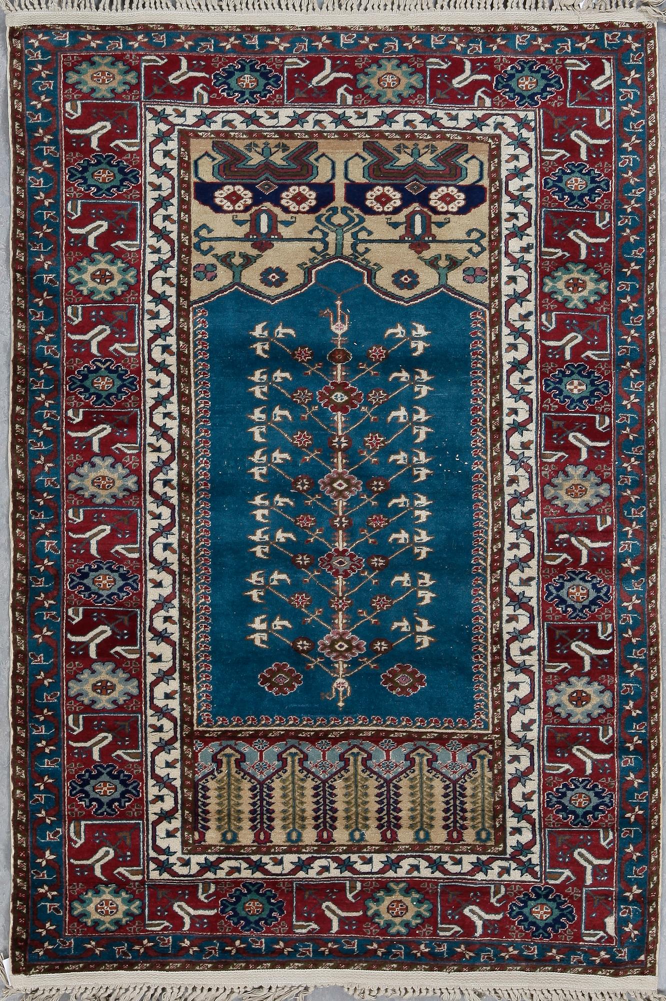 MATTA. Semiantik Turkisk. Ca 170 x 115 cm.