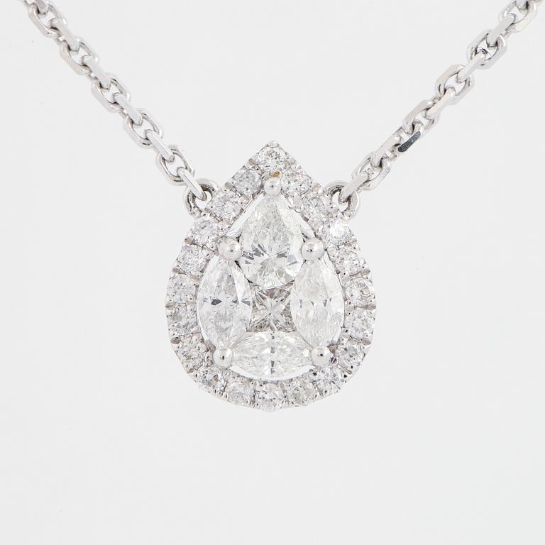 A pendant with diamonds in diffrent cuts.