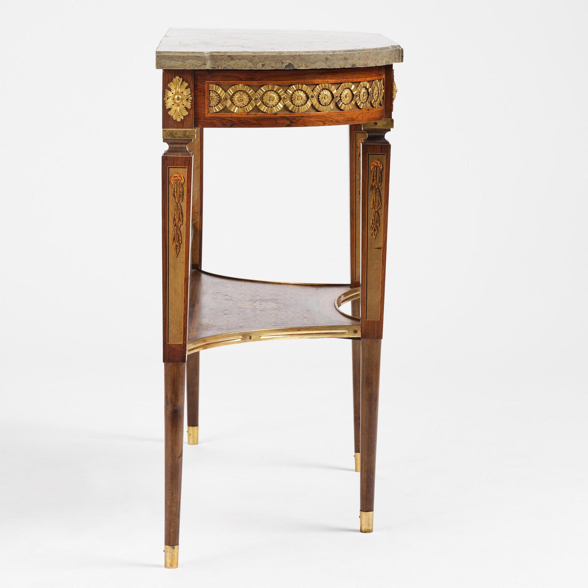 Konsolbord, utfört i Georg Haupts art, omkring år 1900, Gustaviansk stil.