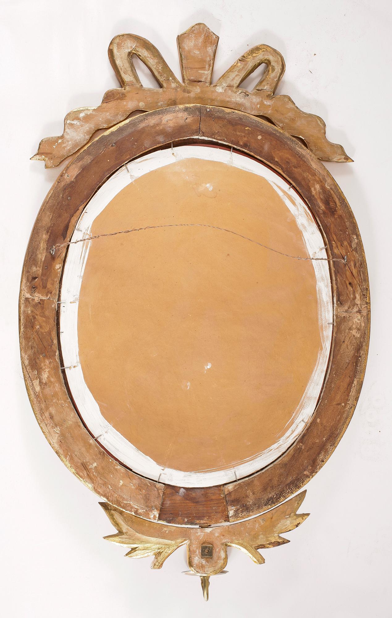 SPEGELLAMPETT, delvis gustaviansk, 1700-talets slut.