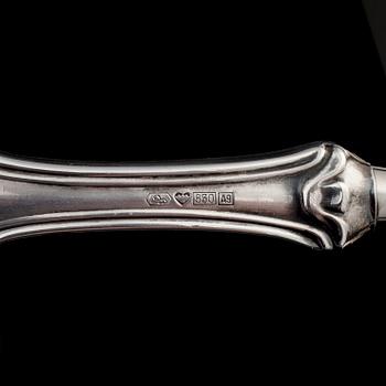 ATERIMIA, 6+6+2+1, hopeaa ja terästä, "Romantica", suomalaiset leimat, 2000-2004. Lusikoiden paino 165 g.