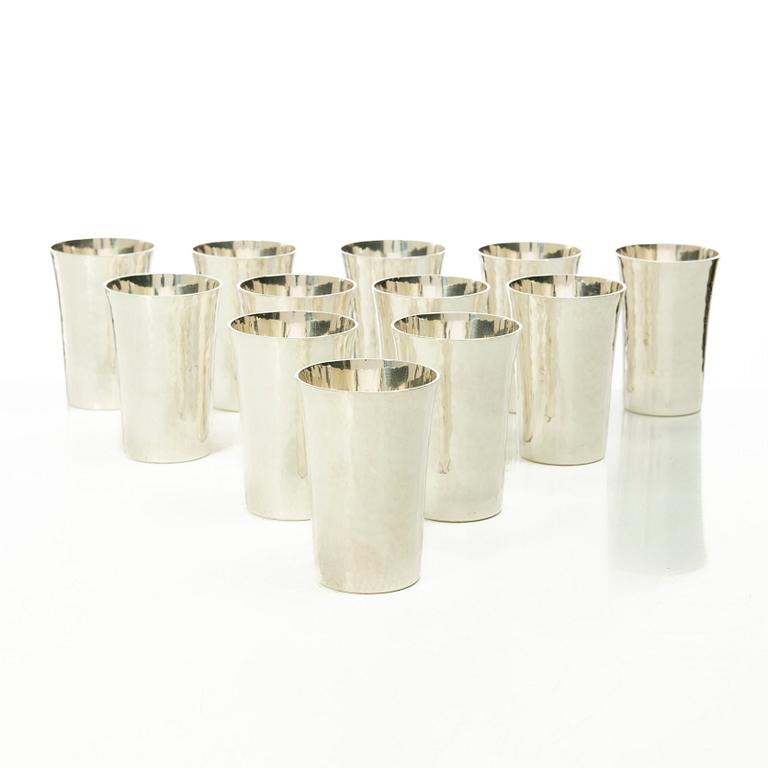 A set of twelve silver beakers, Mema Guld & Silver Ab, Lidköping 1970.