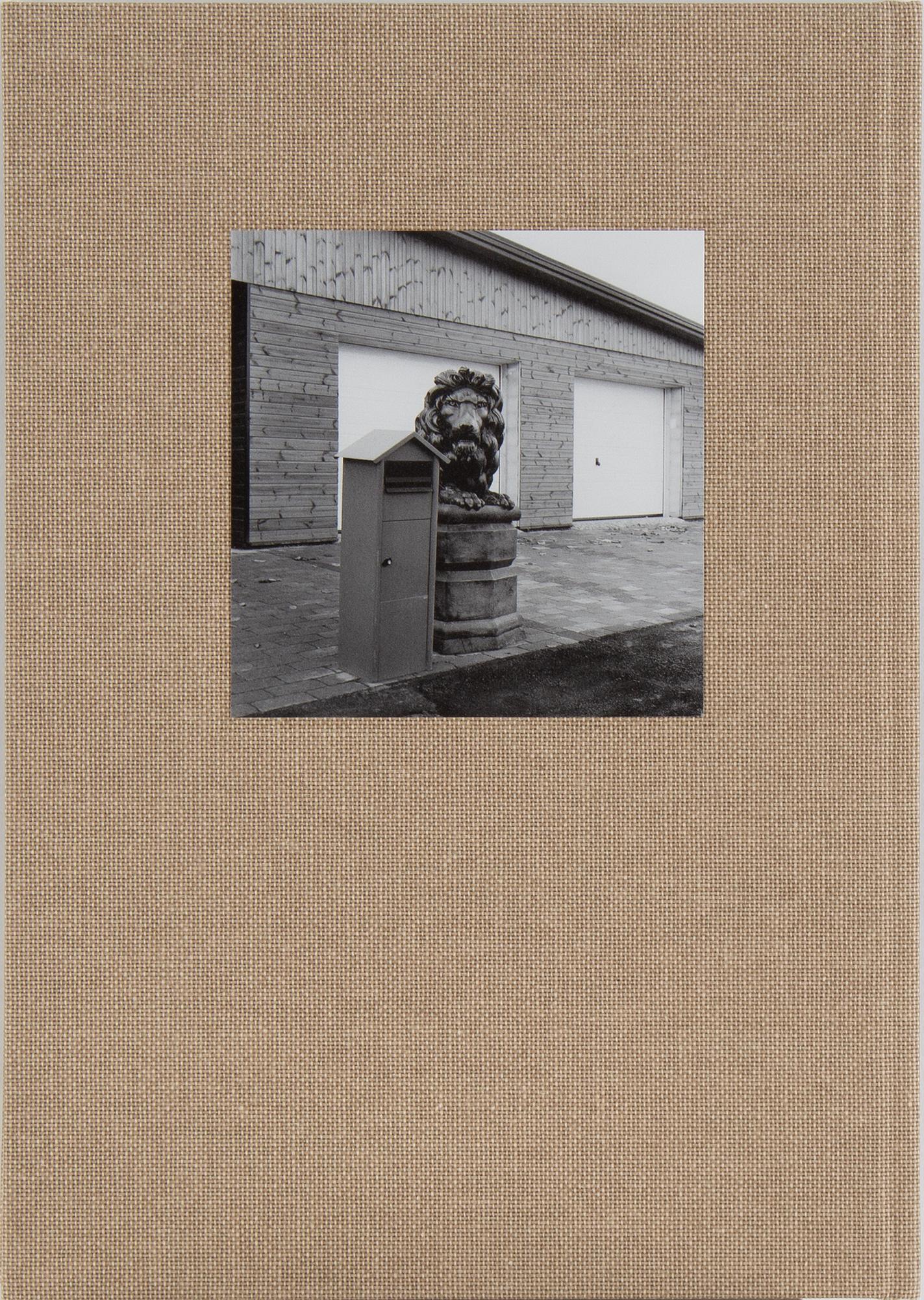 Gerry Johansson, silvergelatinfotografi + bok, bok signerad, daterad 2007, numrerad 3/25.