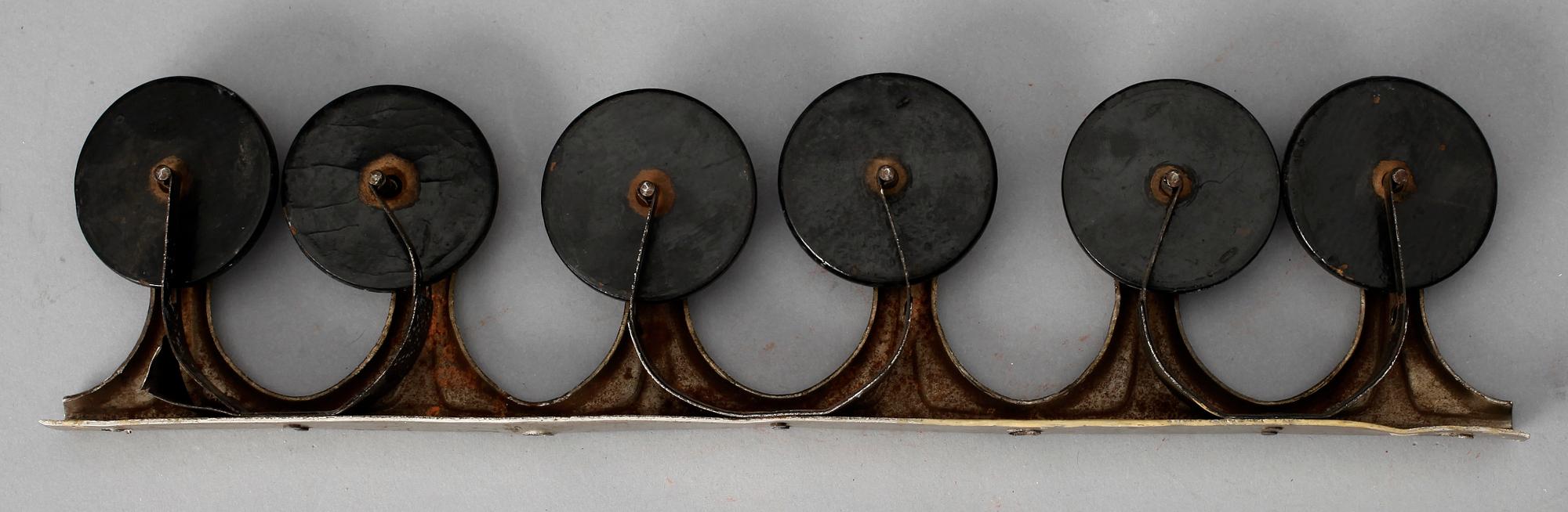 KÄPPSTÄLL, metall, 1900-talets första hälft.