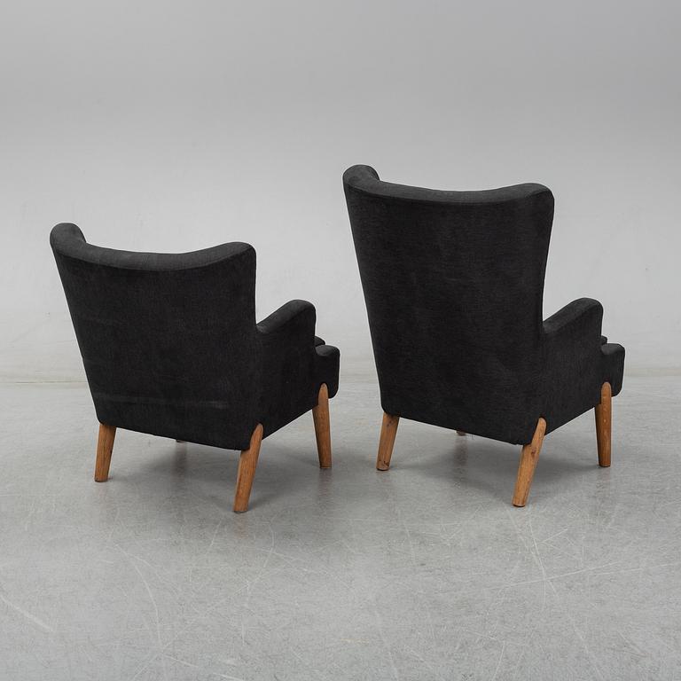 Eva och Nils Koppel, a set of two easy chairs, for Slagelse Møbelværk, Denmark circa 1948-50.