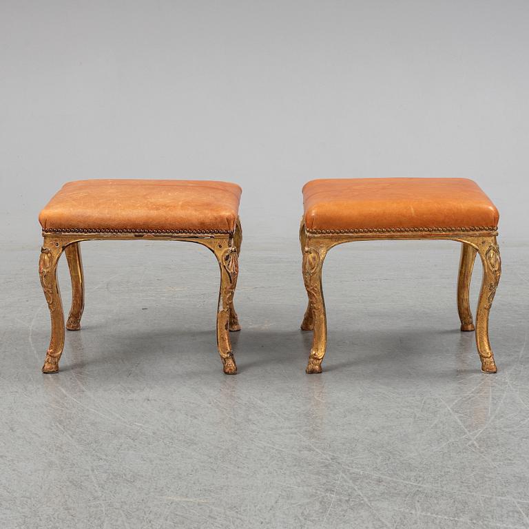 Taburetter, ett par, Louis XV, 1700-tal.