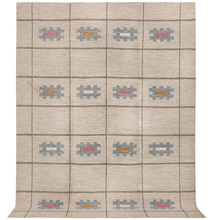 A Swedish flat weave carpet, c. 253 x 189 cm.