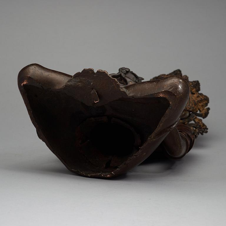 AMITAYUS, brons. Troligen östra Tibet, Pala-Sena stil ,sent 1600-tal/tidigt 1700-tal.